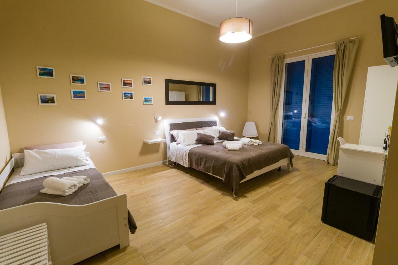 Stabile Hospitality Bed & Breakfast Trapani Bagian luar foto